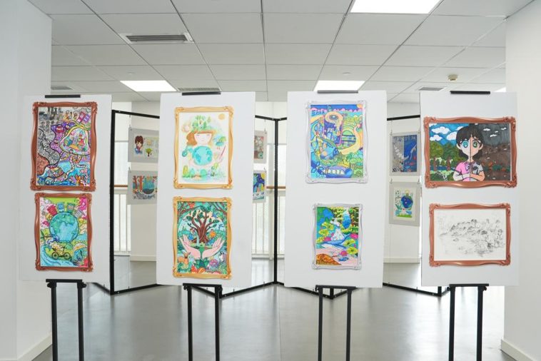 学生作品展现场
